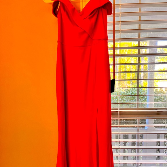 Hot Pink Dress - Picture 1 of 6